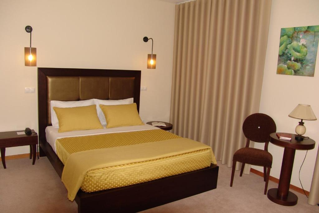 Santo Thyrso Hotel Santo Tirso Habitación foto